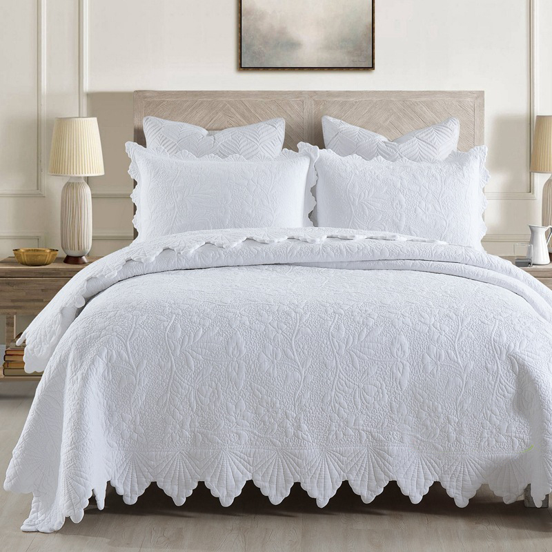 Quilted Cotton Bedspread On Th - đánh giá và giá Linum Home Textiles