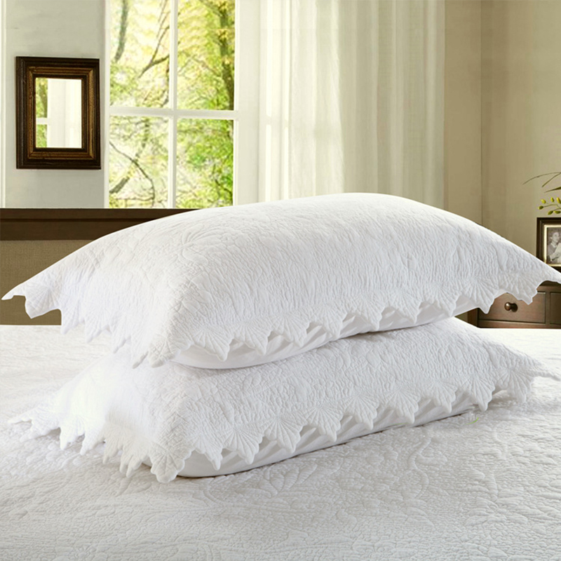 Quilted Cotton Bedspread On Th - đánh giá và giá Linum Home Textiles